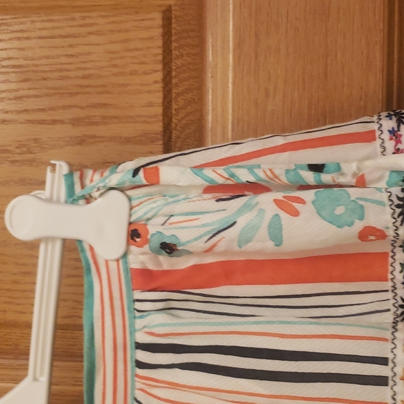 Anthropology skirt size 6 - Picture 3 of 5